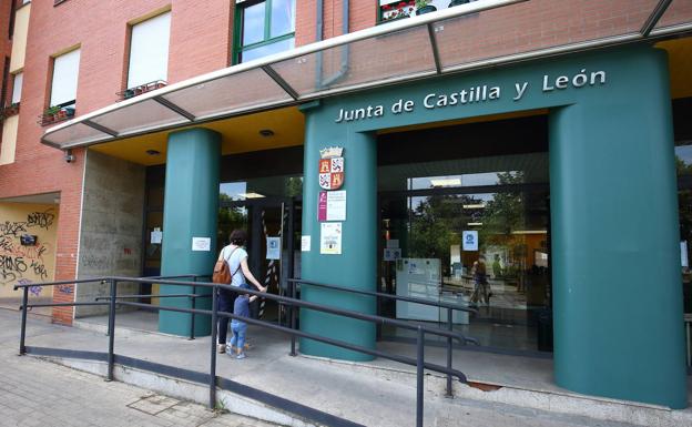 UGT denuncia la «penosa situación» de los servicios de Sanidad y Fomento de la Junta en el Bierzo