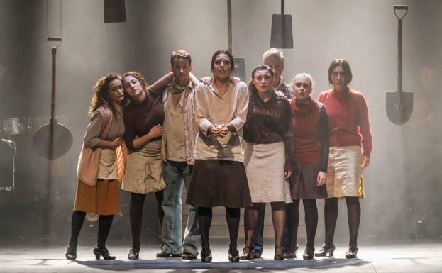 El espectáculo de danza 'Lota. Las mujeres del carbón' conmemora en el Bergidum el Día de la Mujer