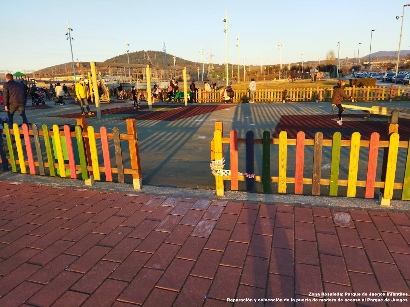 Campaña de reparación y sustitución de mobiliario urbano en los parques infantiles de Ponferrada