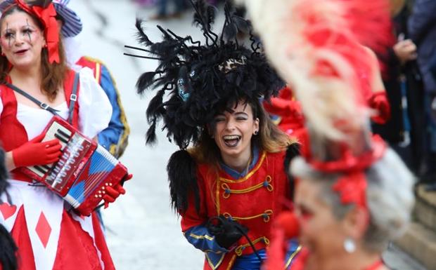 Ponferrada y Cacabelos aplazan al domingo el desfile de Carnaval previsto para este martes debido al mal tiempo