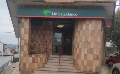 La Junta Vecinal de San Miguel de las Dueñas denuncia el cierre «inmediato» de la oficina de Unicaja