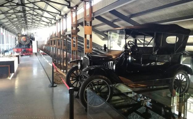 El histórico Ford T regresa al Museo de la Energía de Ponferrada tras una estancia de dos años en A Coruña