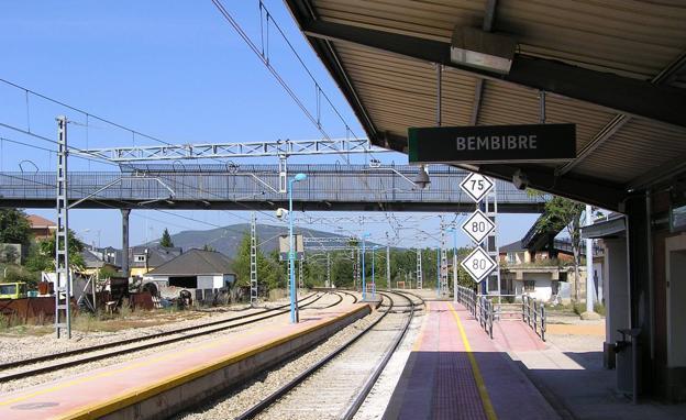Las obras de mejora de la vía entre Bembibre y San Miguel de las Dueñas afectarán al tren matutino entre León y Ponferrada