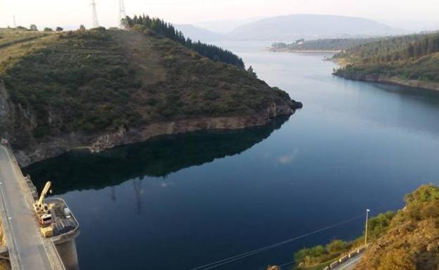 El PP de Torre del Bierzo alega contra el nuevo aprovechamiento de agua del embalse de Bárcena