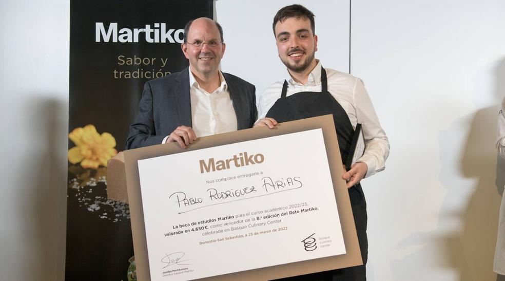 El joven cocinero ponferradino Pablo Rodríguez gana el certamen gastronómico Reto Martiko 2022