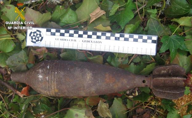 Imagen de la granada de mortero localizada por un vecino de Salas de la Ribera./
