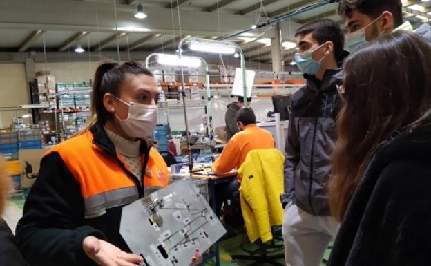 Los alumnos del CIFP de Ponferrada visitan Soltra y Legumbres Penelas