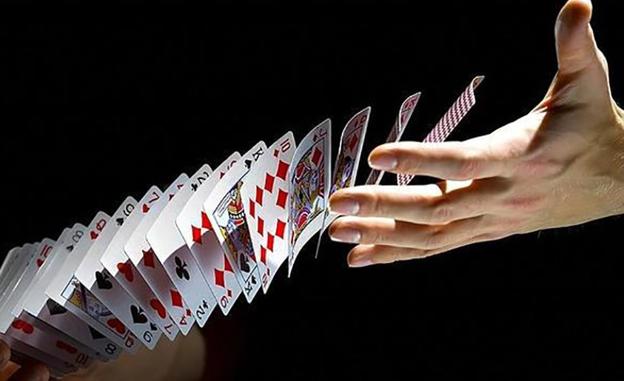 Quique Ilusionista saca de la chistera su 'Magia en el Camino' este viernes en Villafranca del Bierzo