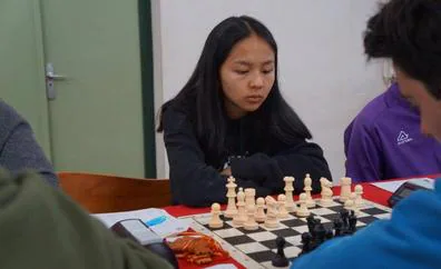 La berciana Carmen Menéndez, campeona de Castilla y León de ajedrez por edades sub-16