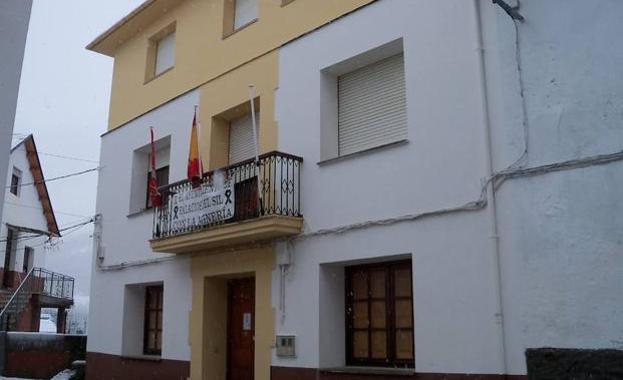 El cámping municipal de Palacios del Sil abrirá mañana sus puertas tras más de 14 años desde el inicio de las obras