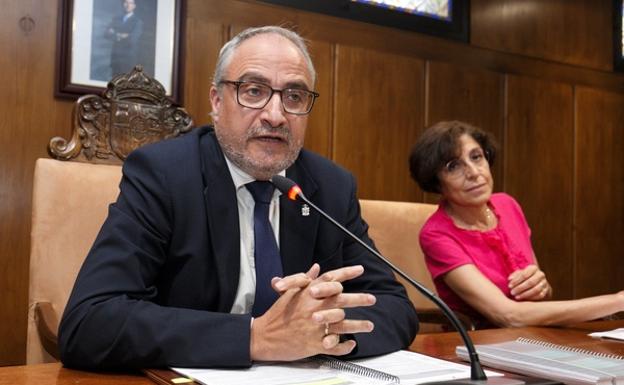 El alcalde de Ponferrada desgranó las actuaciones del plan. /César Sánchez