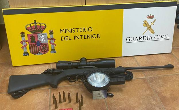 Arma interceptada por la Guardia Civil./Guardia CIVIL