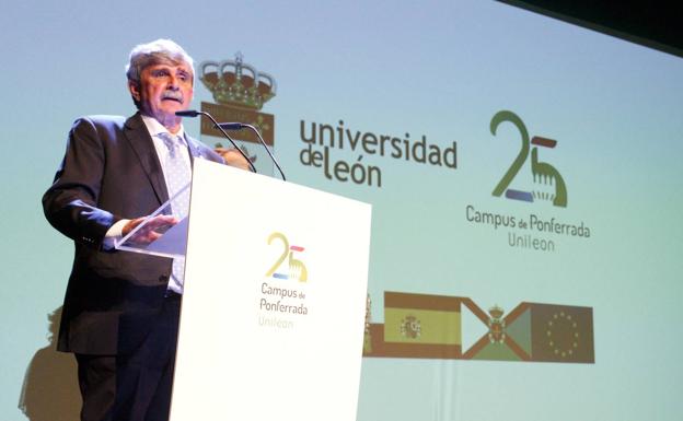 25 años de historia universitaria