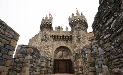 Una ponencia sobre la historia del castillo de los Templarios clausura un curso de verano de la Uned