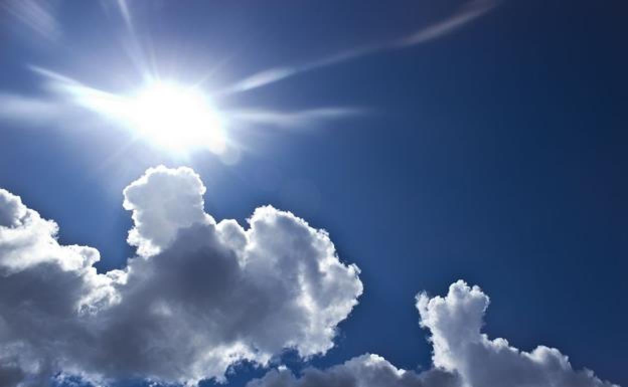 Ponferrada sigue 'sudando' y vive una noche tropical con una mínima de 20.1 grados