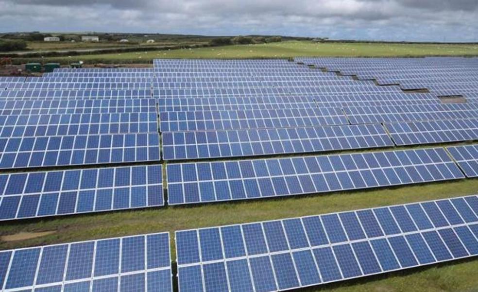 La Junta autoriza una planta fotovoltaica de 257.000 euros en Puente de Domingo Flórez