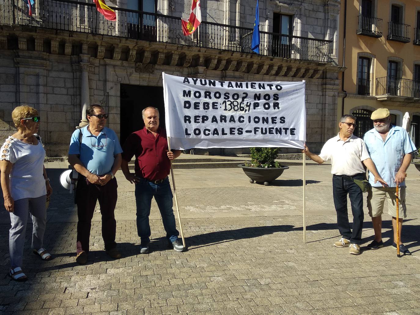 Protesta de la Asociación de Vecino La Estación-Temple de Ponferrada