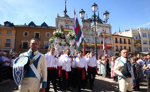 El Bierzo más reivindicativo se echa de nuevo a la calle en el Día de la Encina para exigir un futuro con «trabajo y salud»