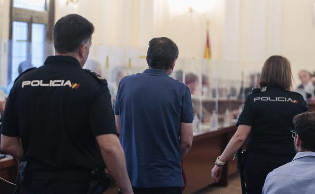 El magistrado confirma la absolución del varón acusado de arrojar a una mujer por la ventana en Ponferrada