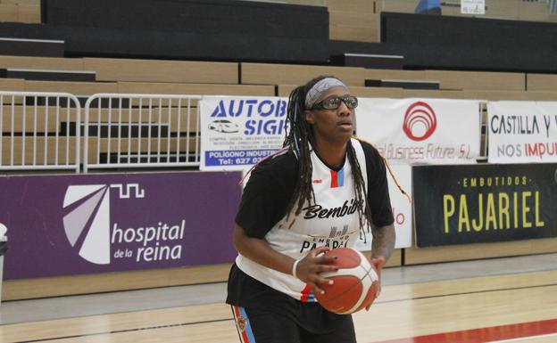 Vanessa Austin: genética WNBA para el juego interior del Embutidos Pajariel Bembibre