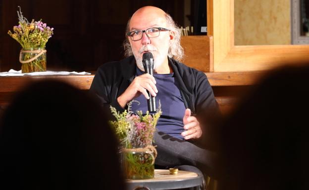 Toni Segarra destaca el «marketing innato» de Prada A Tope como «un caso asombroso y único en el mundo»