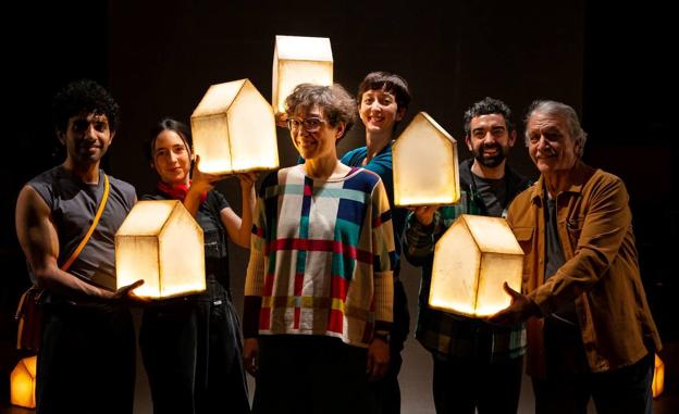 La dramaturga vallisoletana Lucía Miranda abre las puertas de su 'Casa' en el Teatro Bergidum de Ponferrada