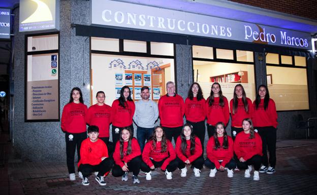 El Bembibre Hockey Club encuentra apoyo en 'casa'
