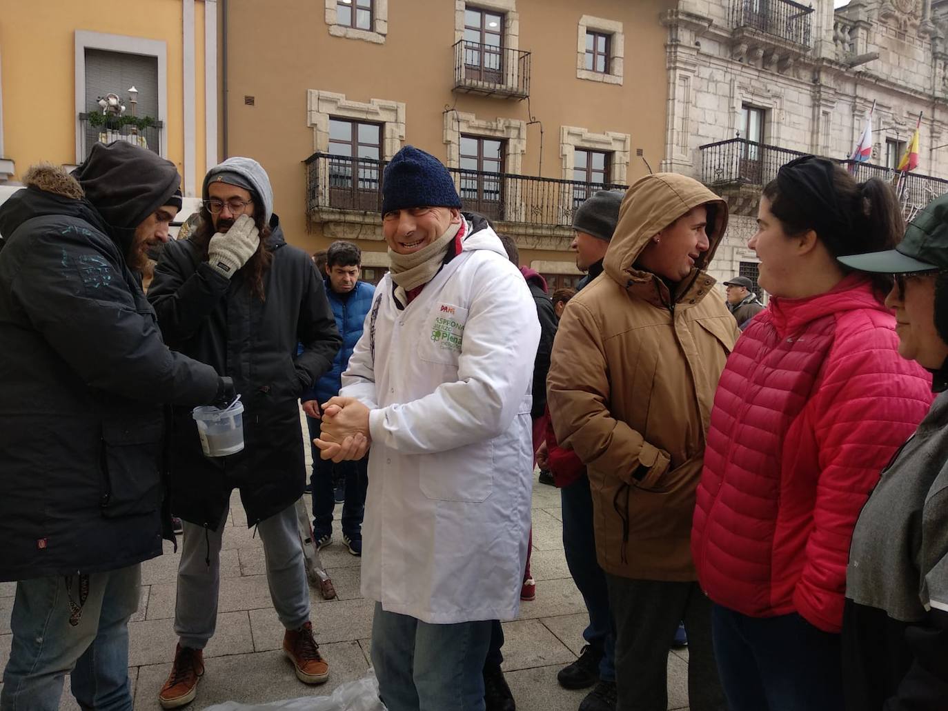 Mural de Asier Vera en la Plaza del Ayuntamiento