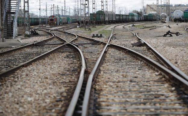 Castilla y León, Galicia y Asturias se reunirán este lunes para «redoblar esfuerzos» y avanzar en el Corredor Atlántico