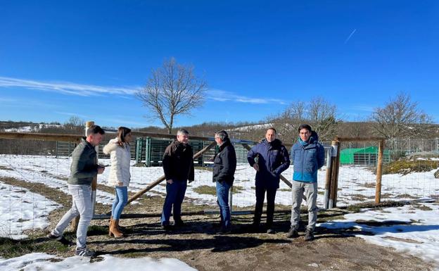 La Junta se interesa por el trabajo de la Xunta en lo relativo al desarrollo rural y forestal