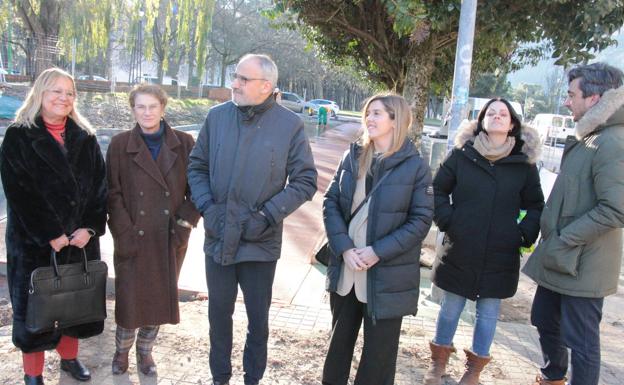 La capital berciana invierte 27.000 euros en la remodelación de parte de la plaza del Diamante