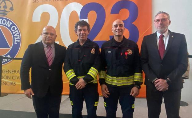 El bombero de Ponferrada Roberto García, medalla al Mérito de Protección Civil por su actuación en el incedio de la Tebaida