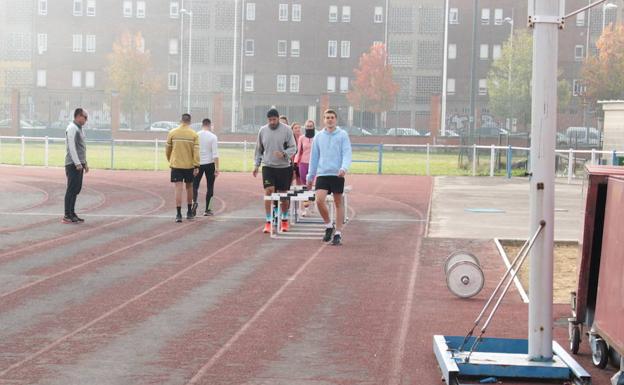 Ponferrada adjudica por 500.000 euros la renovación integral de las pistas de las pistas de atletismo del estadio Colomán Trabado