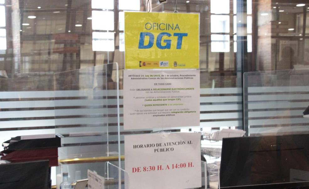 Ponferrada tramita 26 solicitudes en el primer día de funcionamiento de las oficinas de la DGT