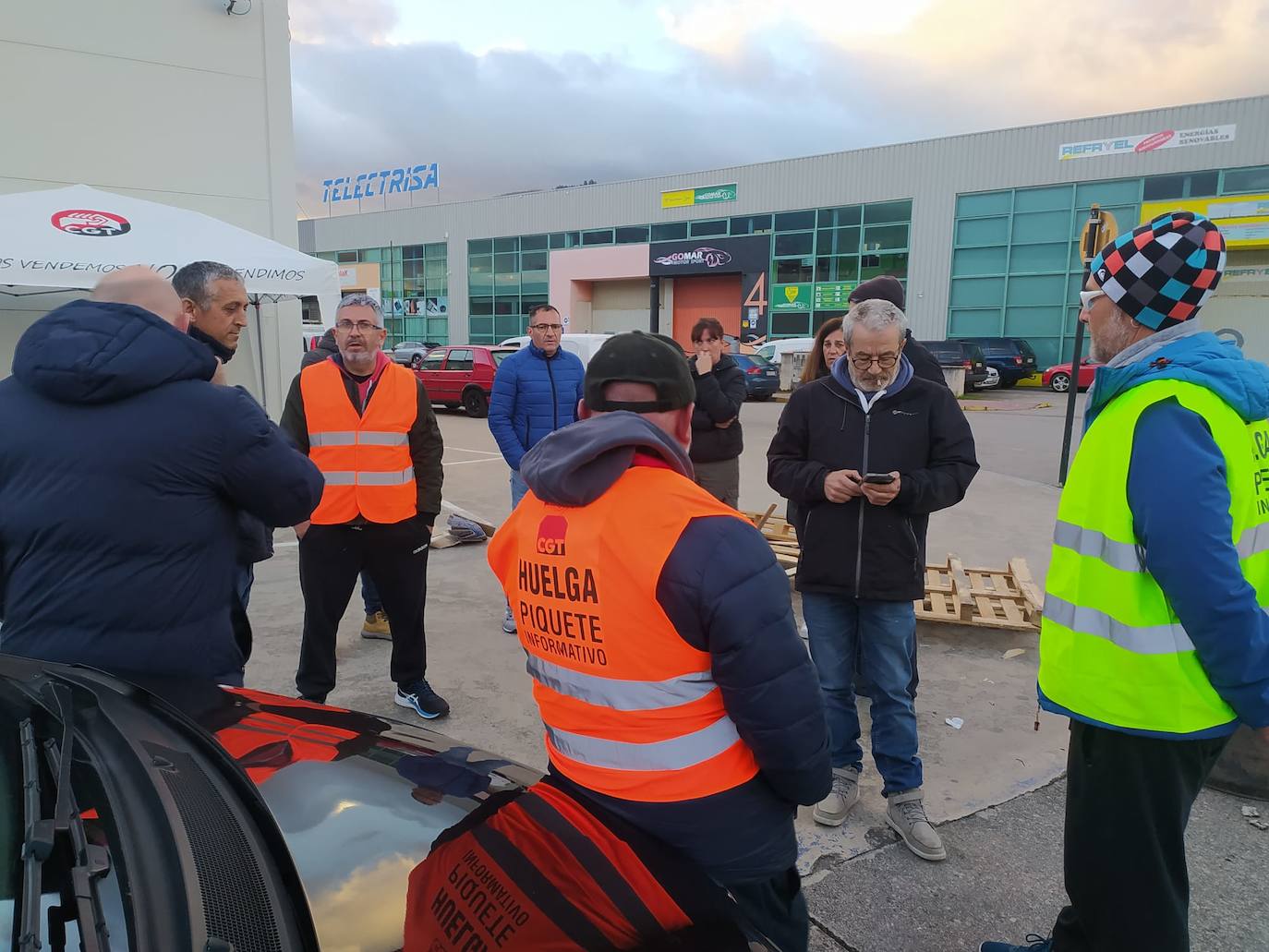 Huelga de los trabajadores del servicio de recogida de basuras y limpieza viaria de Ponferrada