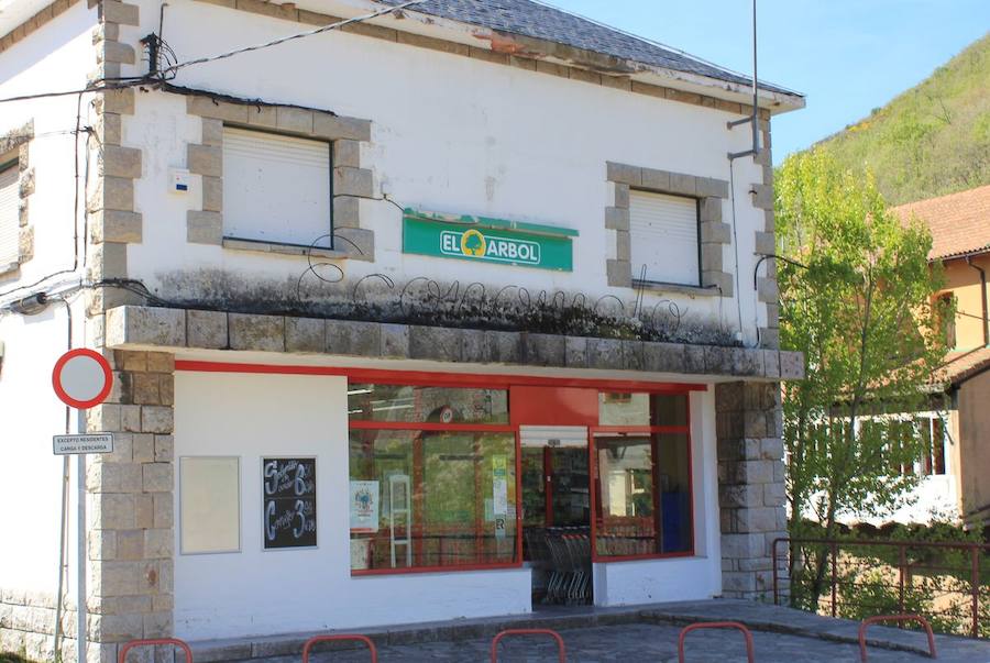 Un pueblo en vilo