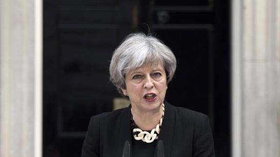 May dice «basta» a la tolerancia con el extremismo islámico
