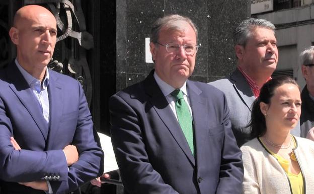 León guarda un minuto de silencio por las víctimas del atentado de Londres