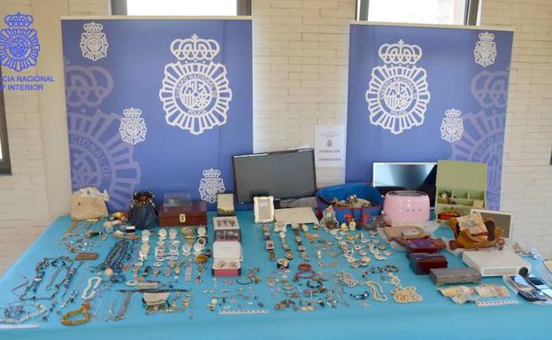 Detienen en Ponferrada a cuatro personas por múltiples robos con fuerza en domicilios