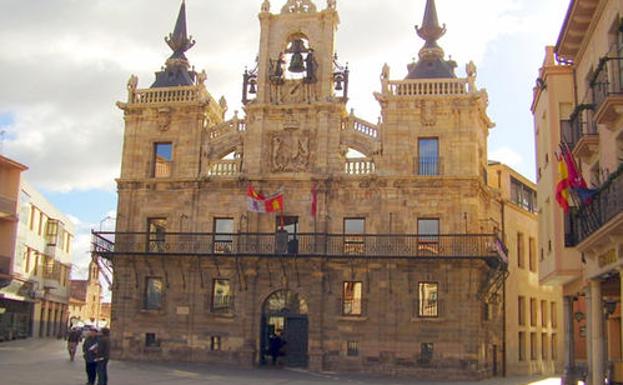 «La Consejería de Sanidad no tiene cerrado el mapa de especialidades de Astorga»