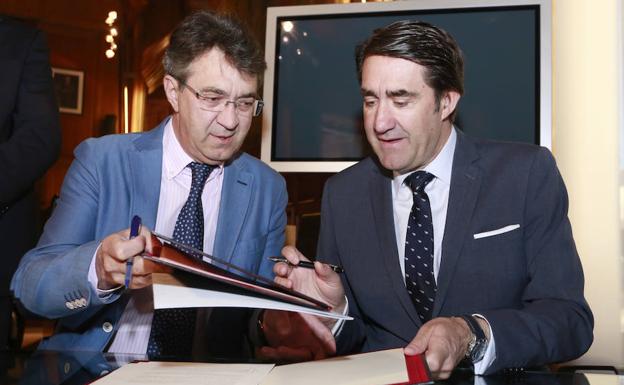 Diputación y Junta impulsarán la elaboración del PGOU en toda la provincia
