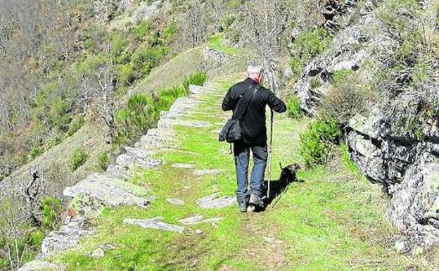 De Valdoré a Crémenes y el Pajar del Diablo