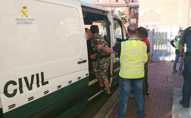 Cuatro detenidos por el robo de material de uso agrícola
