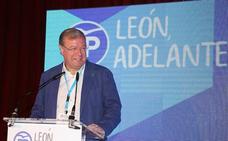 Silván hace un llamamiento a la renovación y la unidad del PP de León
