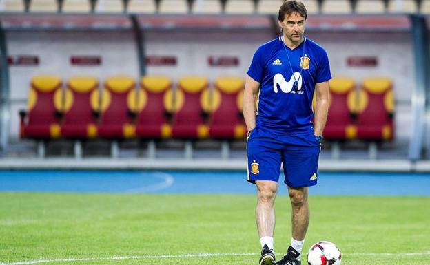 Lopetegui: «Es demasiado importante como para pensar en otra cosa»