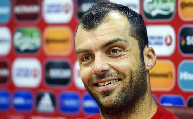 Pandev: «España te da espacio detrás para hacer gol»