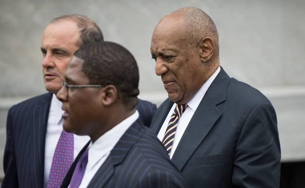 Bill Cosby confirma que no testificará en su juicio