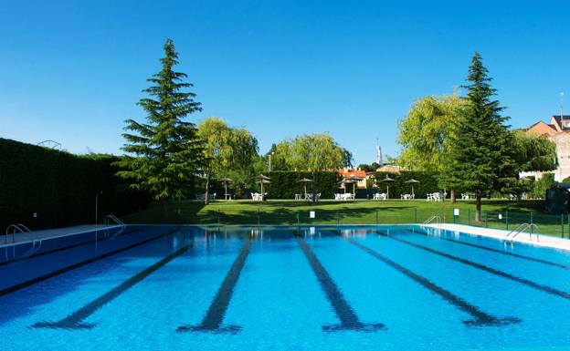 La Virgen abre su piscina este viernes