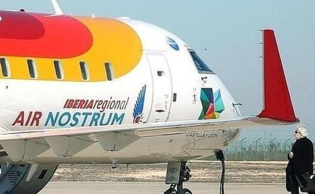 Air Nostrum y el Consorcio rubrican el acuerdo de promoción del aeropuerto de León y abren la terminal el 19 de junio