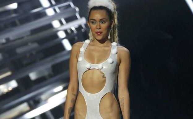 Miley Cyrus revela la razón por la que dejó las drogas